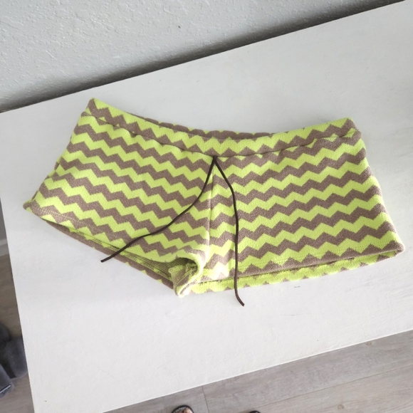 UNDREST By The Sea Lime Green With Vertical Grey Stripe Low Waist Shorts - Picture 1 of 7